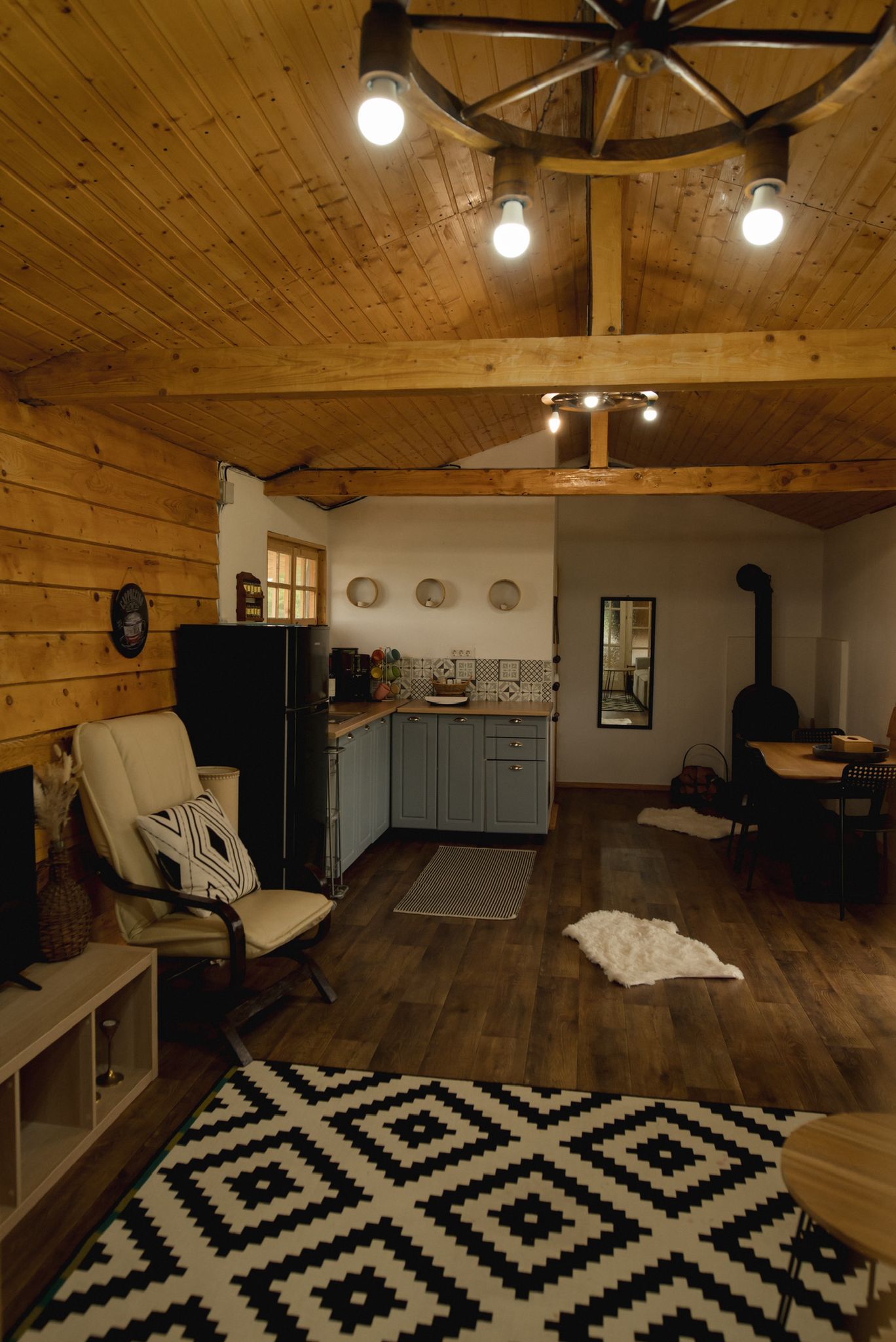 House 4